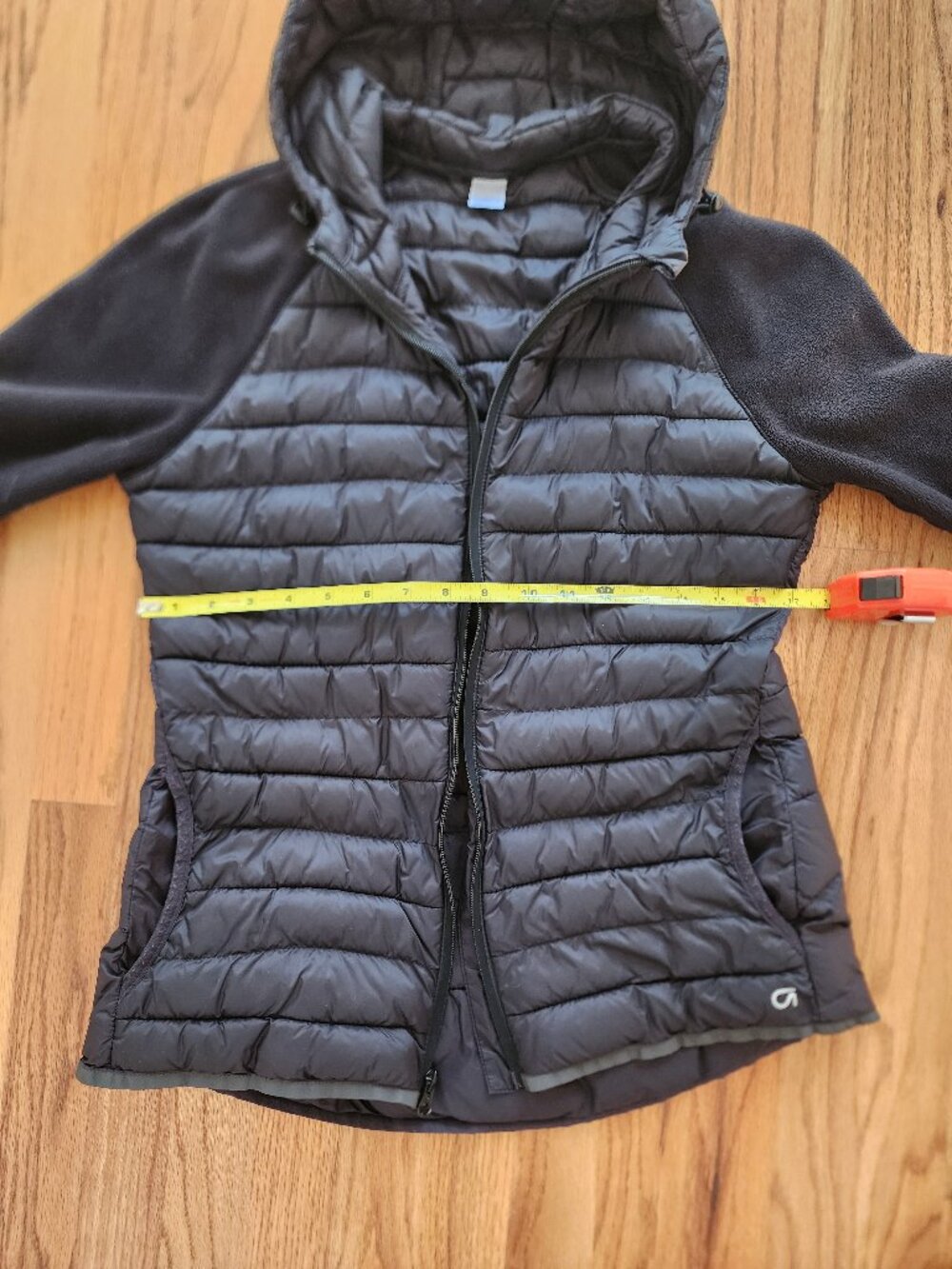 GapFit PrimaLoft Hybrid Hooded Puffer Jacket Black Medium | Thumbholes - Picture 3 of 9